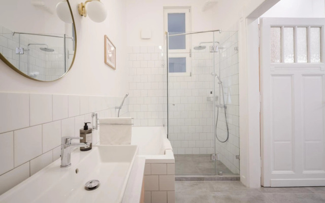 BpR Scandi Home - designer apt at Király street with AC