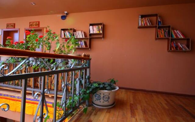 Shangri-La Tibetan Cypress lnn