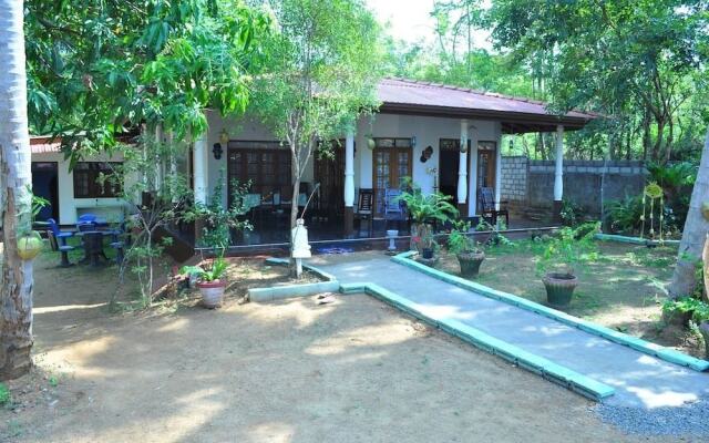 Dil Lanka Safari Resort