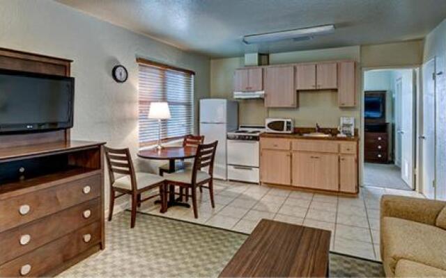 Palm Pavilion Inn