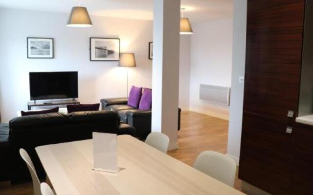 Quayside Serviced Apartments