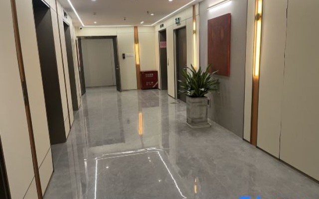 Qitan Diary Hotel