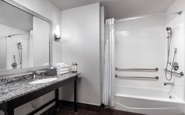 Holiday Inn Carlsbad by IHG
