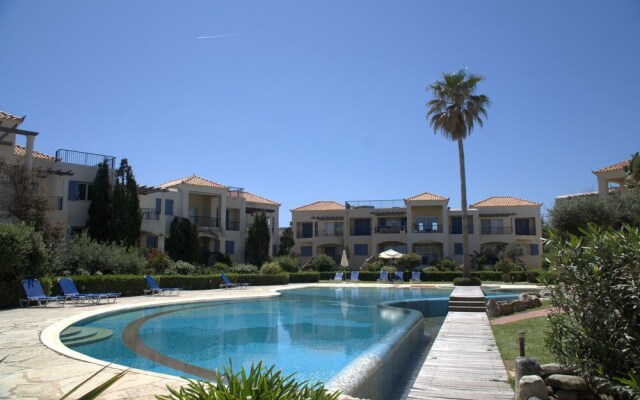 1 Bedroom Apartment on Beach Elias Upper