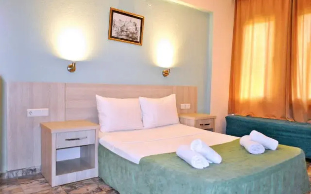 Native Hotel