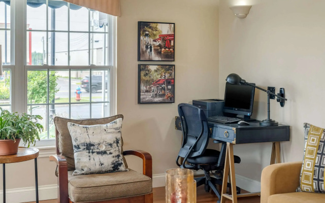 Quality Inn & Suites Amsterdam