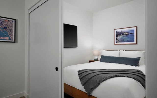 Sentral Gaslamp Quarter