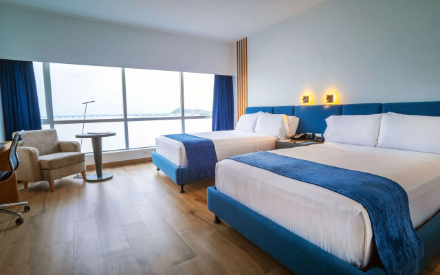 Wyndham Guayaquil Puerto Santa Ana