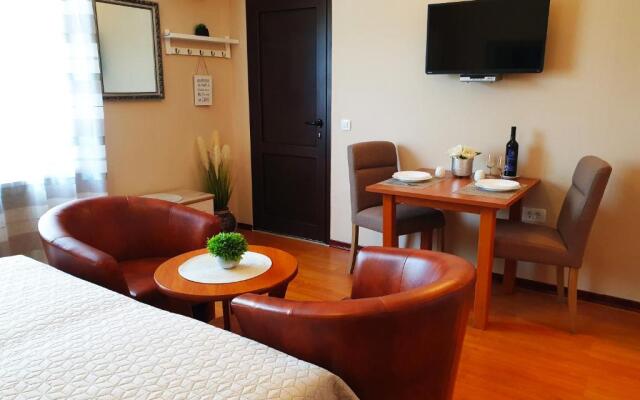 Apartments Zrinka 793