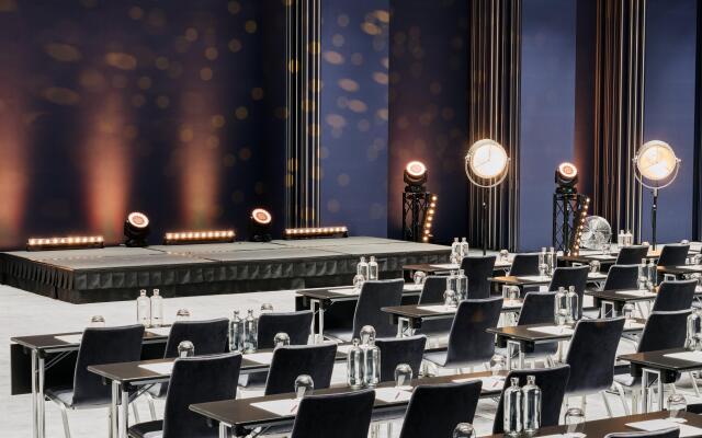Crowne Plaza Warsaw - The HUB by IHG