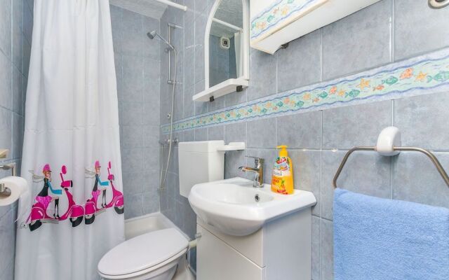 Apartment and Rooms Tatjana