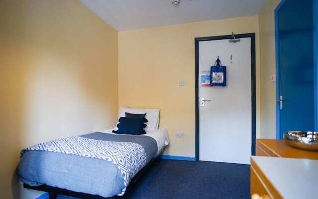 Room for STUDENTS Only-STOCKTON-ON-TEES