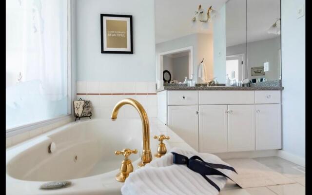 Donna's Bed & Breakfast