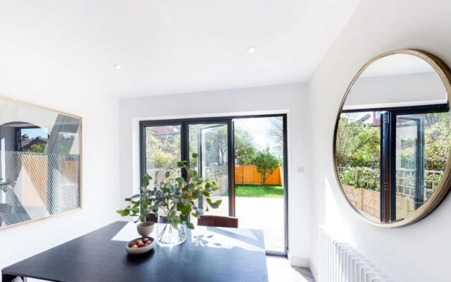 The Harlesden Hideaway - Elegant 4bdr House With Garden