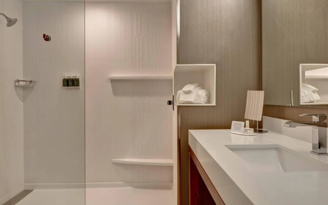 Courtyard by Marriott Bentonville Rogers Promenade