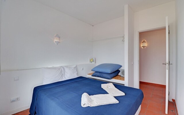 Albufeira Central 1 by Homing
