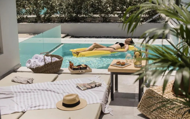 Villa Di Mare Seaside Suites