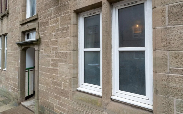 The Jam - Cunningly Good Cunningham Street Apartment