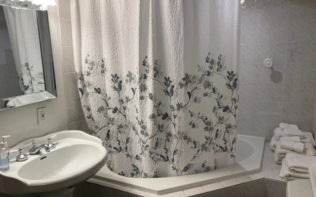 Whiteface Farm Adirondack Bed and Breakfast