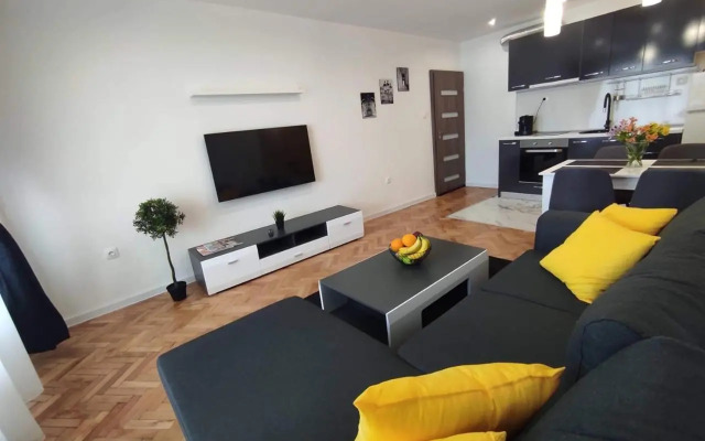 Diana Residence