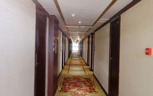 Panzhihua Sunshine Enjoy Hotel