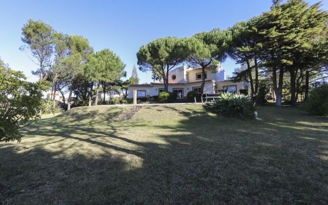 Sintra Classic Villa by Homing