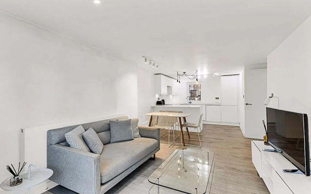 City Relay Urban Charm Chelsea Apartment