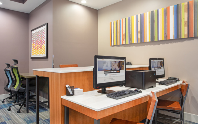 Holiday Inn Express and Suites Ontario Airport by IHG