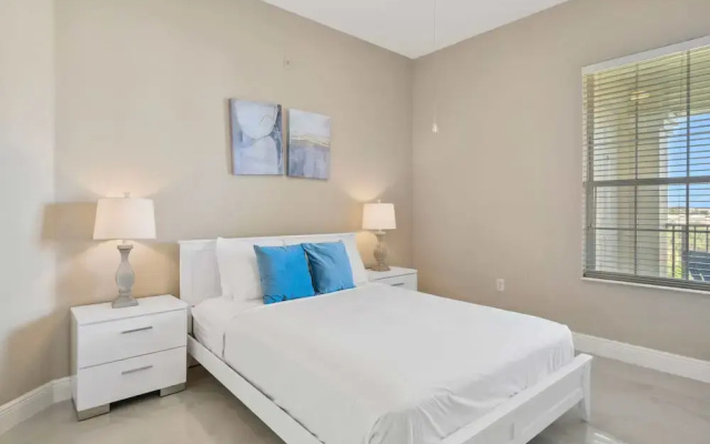 4804 Cayview Avenue #401