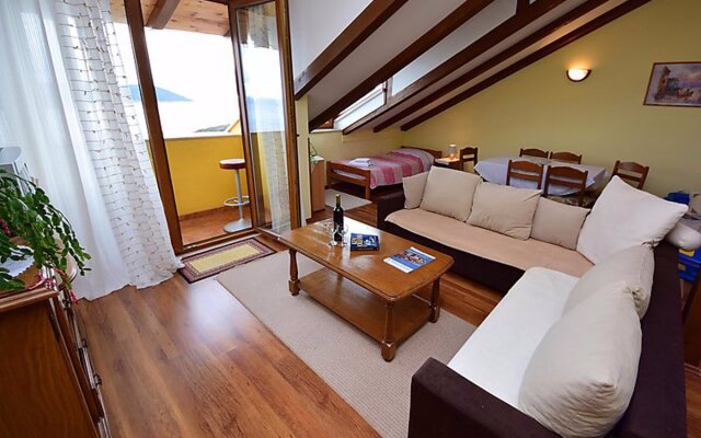 Apartment Lucic Tavernes 12380