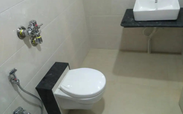 ZRI 24 hospitality service apartment