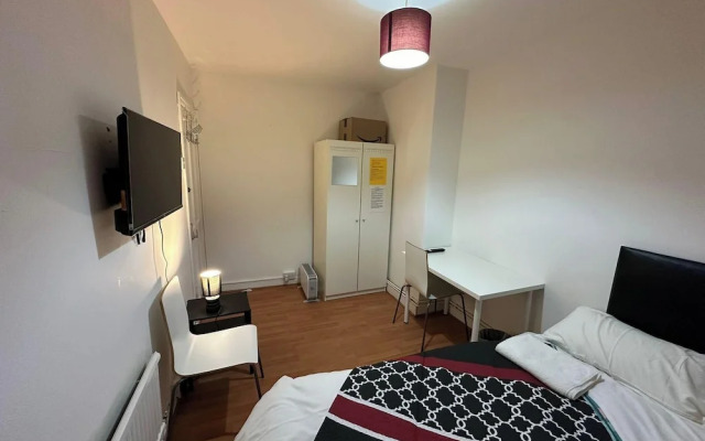 Spacious Flat - Sleeps 6 - Heart of London