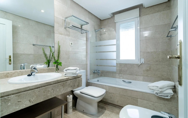 DN11-2 bedroom apartment close to Puerto Banus