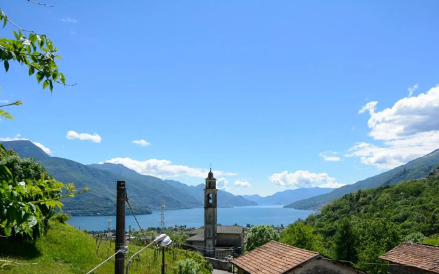 Beautiful lake view apartment in Gravedona - Larihome