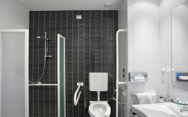 Holiday Inn Milan Nord Zara by IHG