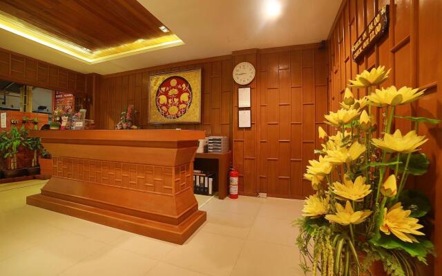 Lotus Hotel Patong