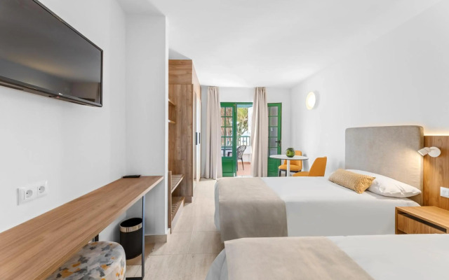 Tropicana Apartamentos