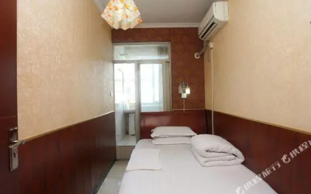 Wenxin Hostel (Chengdu Shiyang Bus Station)