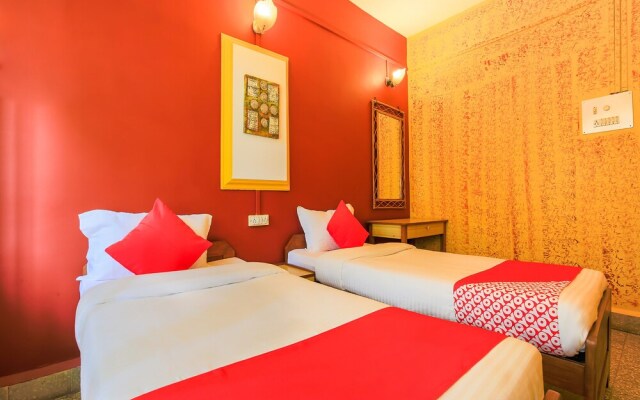 OYO 18855 Hotel Pete's Hideaway