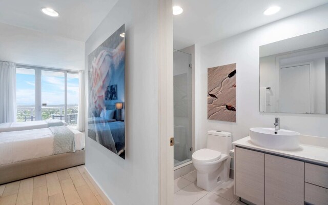 Beach Walk Resort Lux Apts by SV Rentals