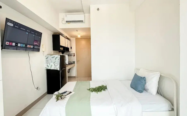 Modern Basic Studio At Tokyo Riverside Pik 2 Apartment