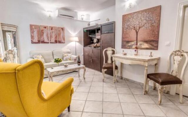 Kalixenia Suite