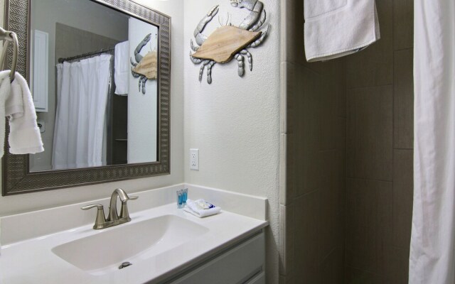 Wakiki Beach BSC304 by RedAwning