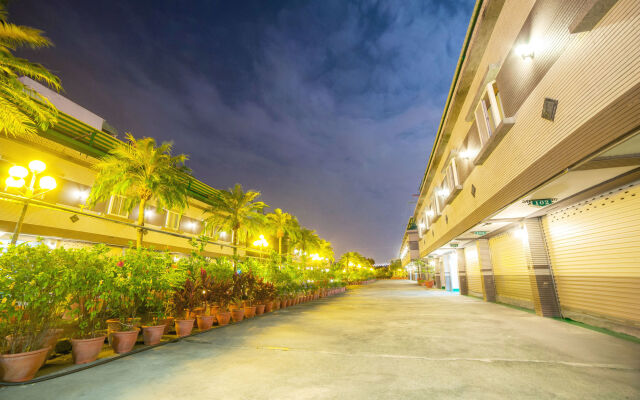 Mesasa Garden Motel