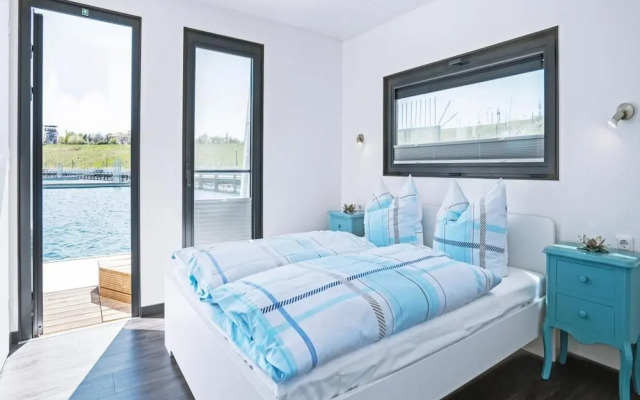 Hausboot Junior am Geiseltalsee, Braunsbreda