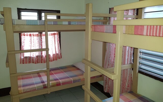 Tuvera Transient House