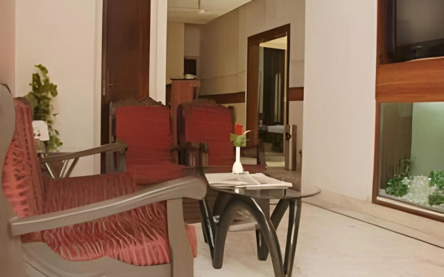 The Blooms Hotel