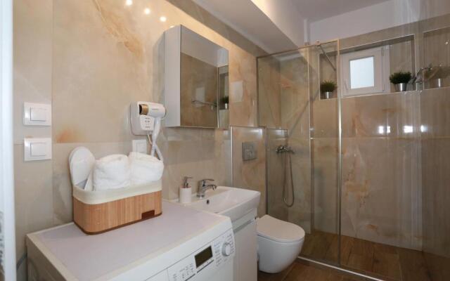 Bianca Suites