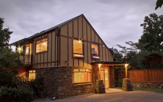 Turangi Trout Lodge