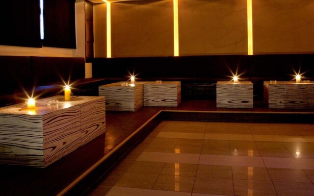 MURITE PARK Hotel - AZALIA BUILDING 4*